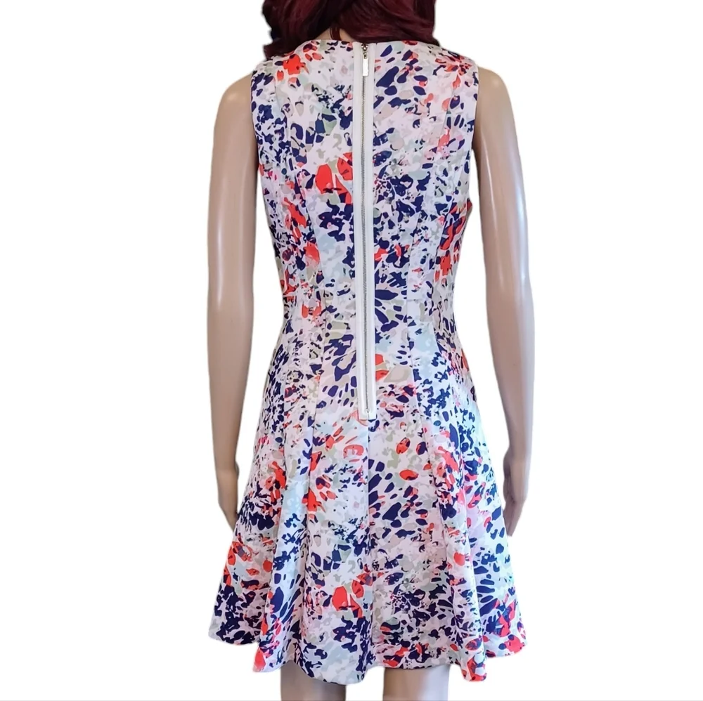 Jessica Simpson Fit and Flare Dress - Size 2 - Picture 6 of 9